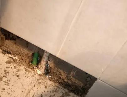 浪卡子楼顶漏水维修公司分享下修复水管漏水的几种小方法